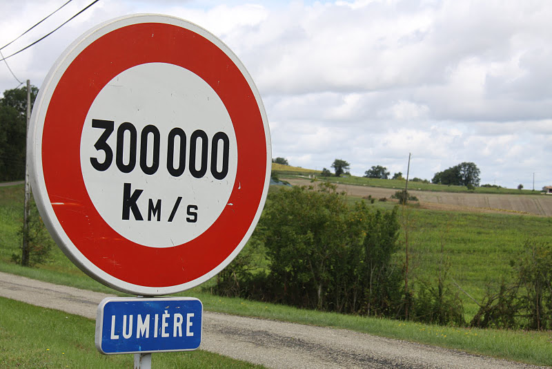 L’histoire des mesures de la vitesse de la lumière