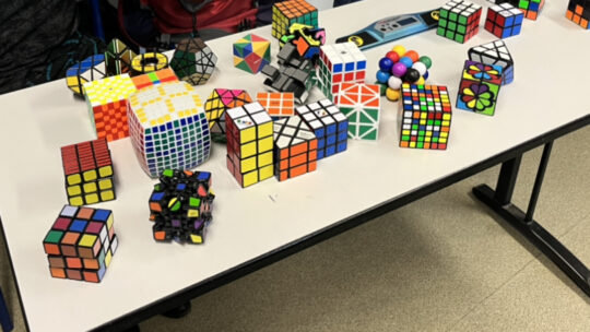 Le Rubik’cube s’invite à Louis Bouland !